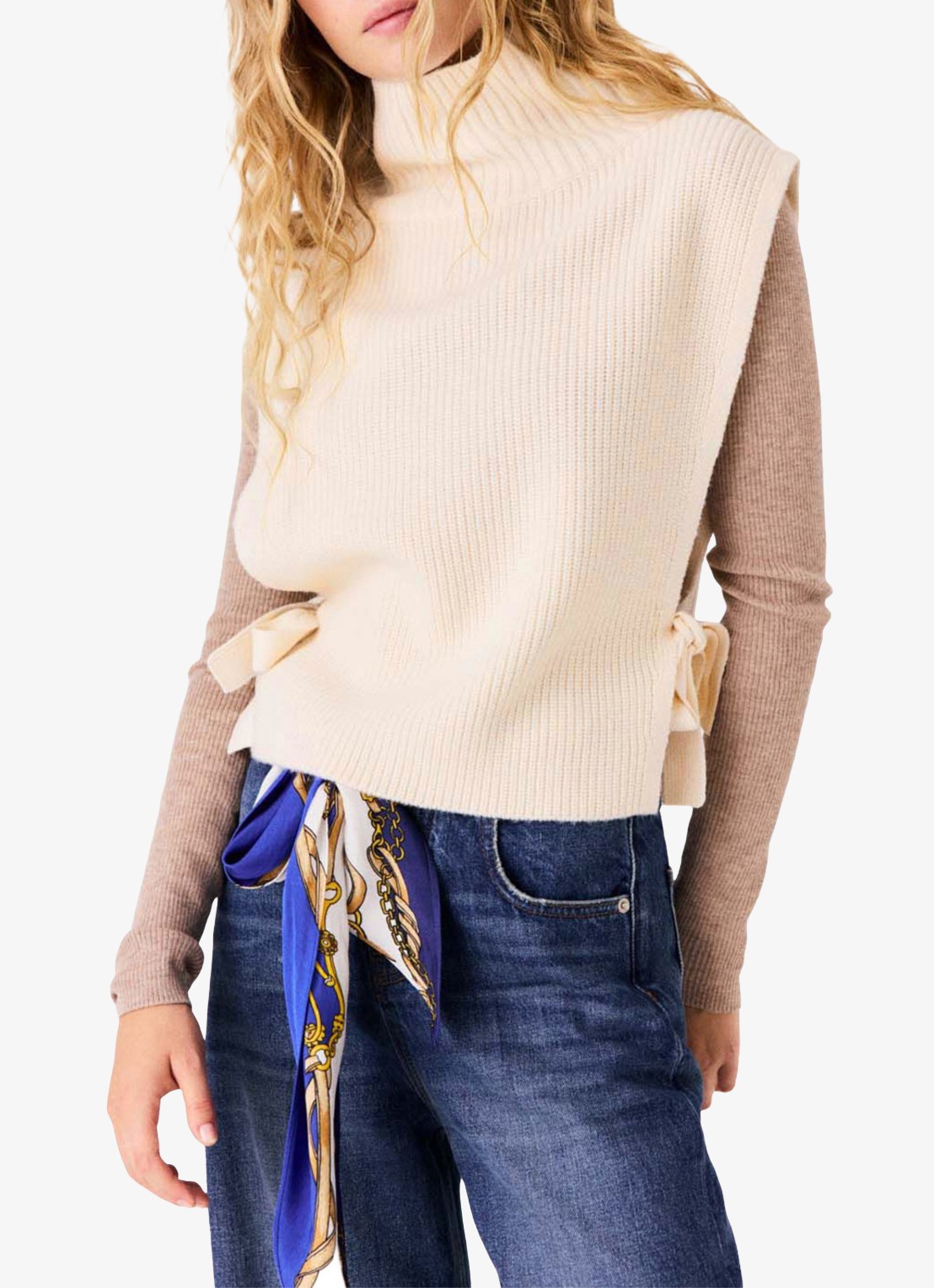 Maje Ribgebreide top in kasjmierblend met col - detail 3 beige