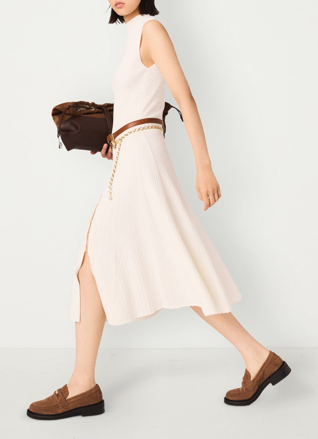Maje Rimora ribgebreide midi jurk met split - detail 2 beige