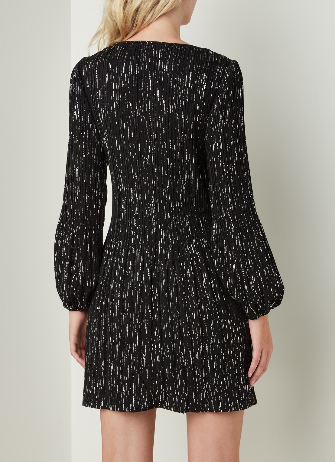 Maje Rocketa mini jurk met plissé en glitterprint - achterkant zwart