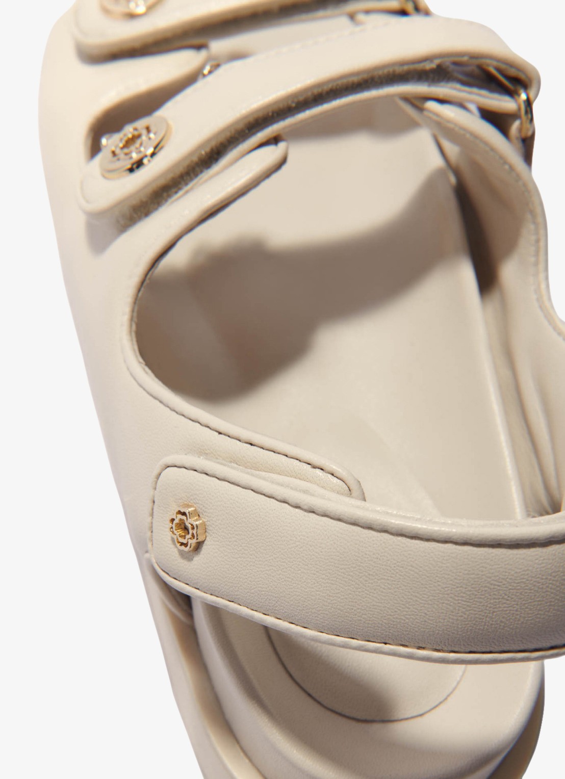 Maje  Sandaal van leer - detail 3 beige