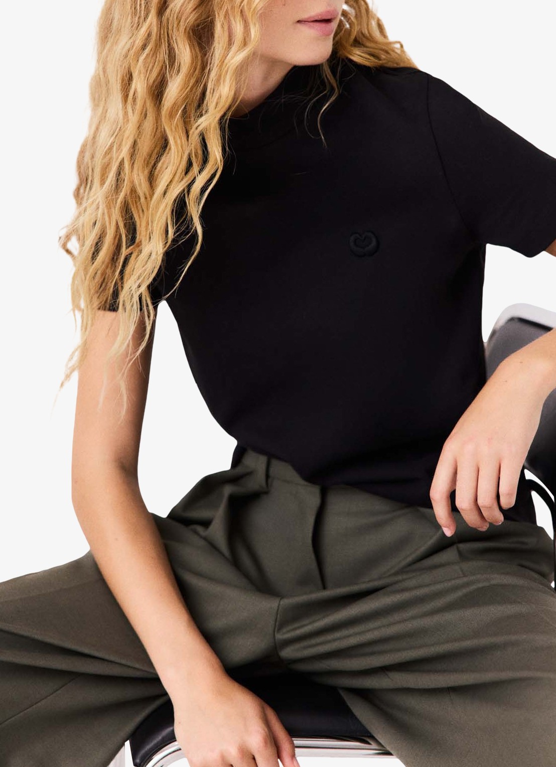 Maje T-shirt met borduring - detail 3 jeans