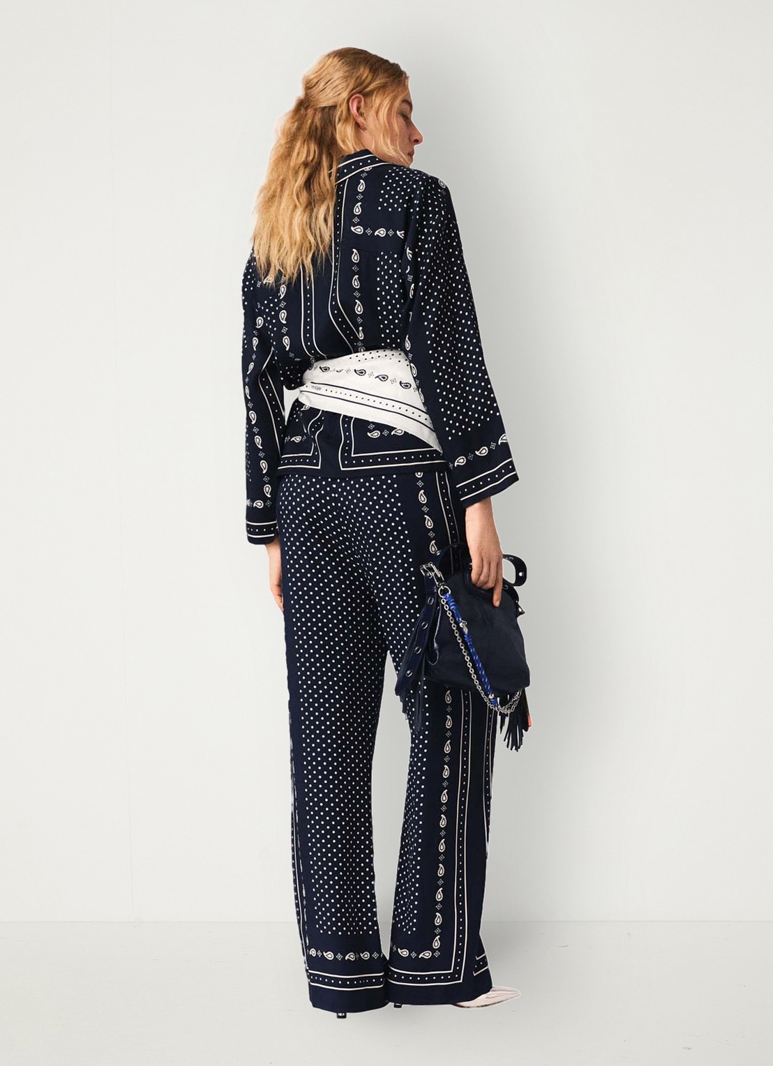 Maje Wide fit palazzo broek met pailsey print - achterkant donkerblauw