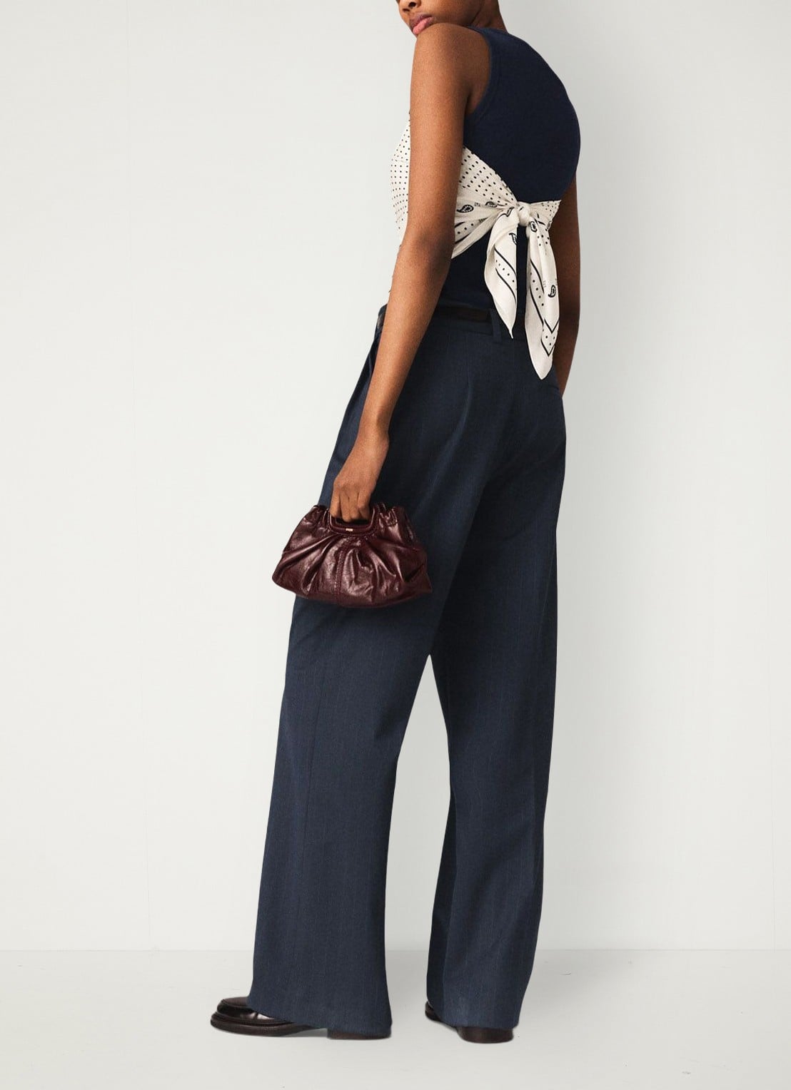 Maje Wide fit pantalon in wolblend met krijtstreep - achterkant 3 donkerblauw