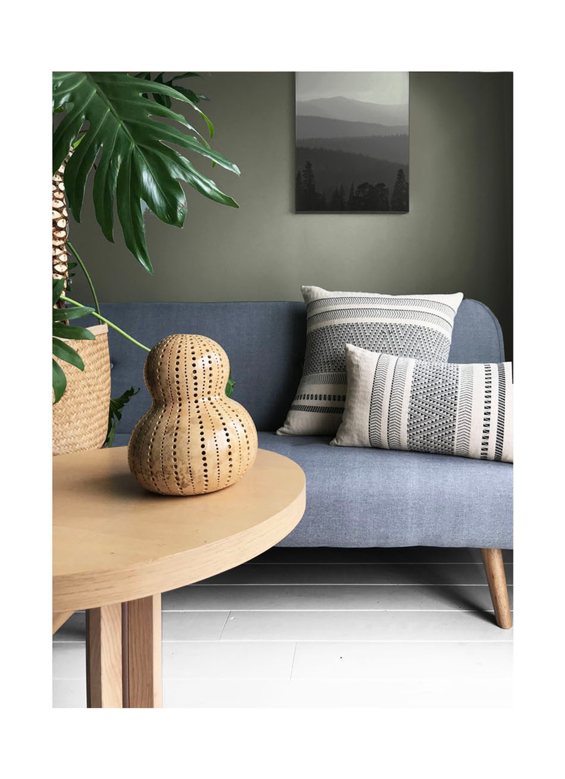 Malagoon Native Stripe sierkussen 35 x 65 cm - voorkant 2 wit