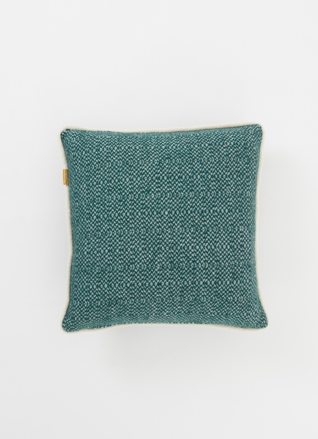Malagoon Pine Green Structure sierkussen 50 x 50 cm - voorkant 2 donkergroen