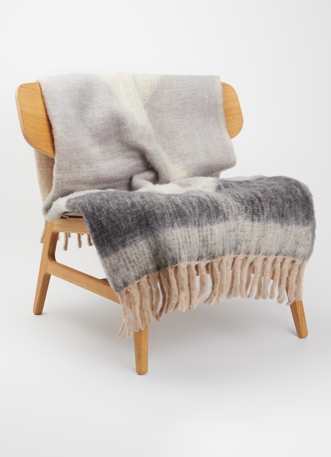 Malagoon Zapotec plaid 125 x 150 cm - voorkant 3 grijs