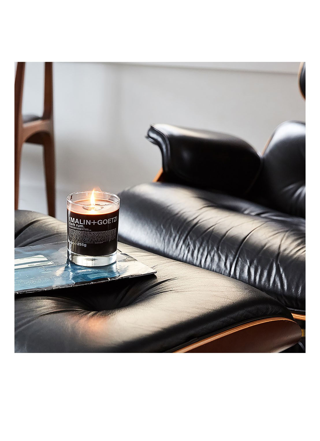 MALIN+GOETZ Dark Rum Candle - geurkaars - detail 2 undefined