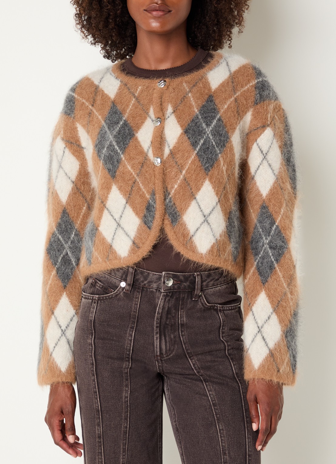 Malina Aislinn grofgebreid vest in alpaca wolblend met ruitdessin - detail 2 camel