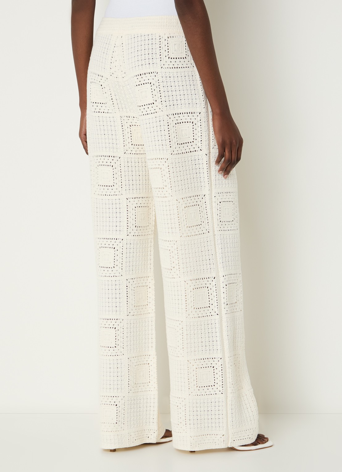Malina Aleya high waist straight fit broek van crochet - achterkant 4 gebroken wit