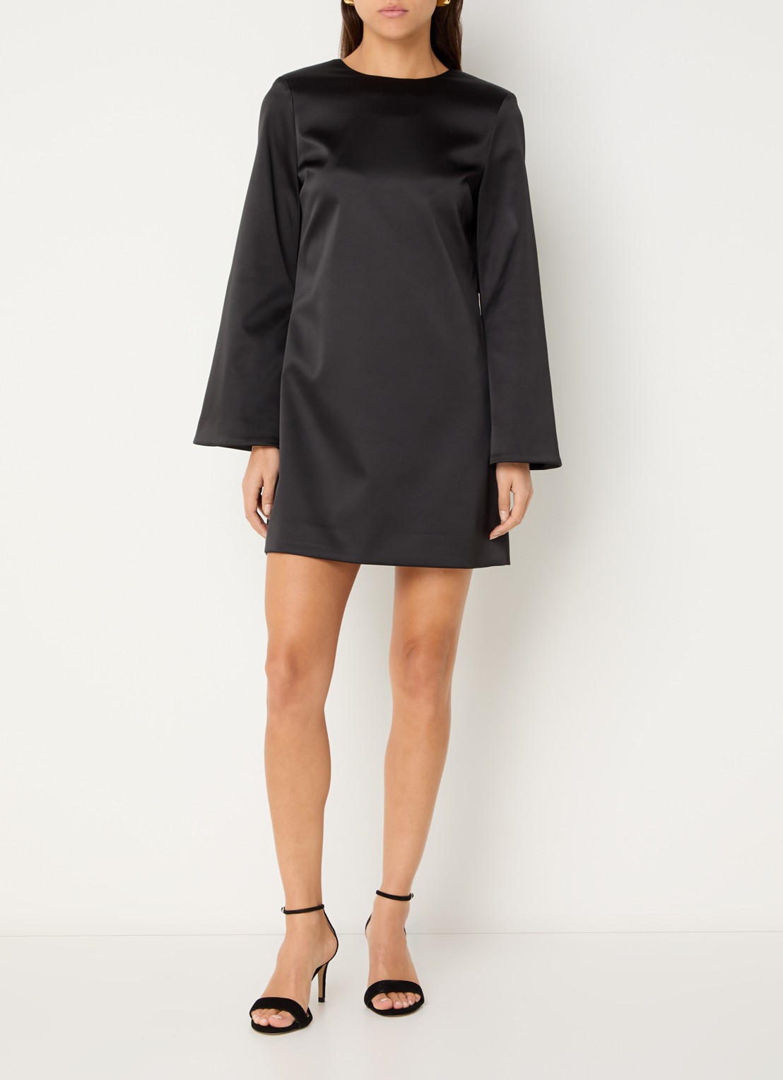 Malina Elna mini jurk met rugdecolleté - voorkant 3 zwart