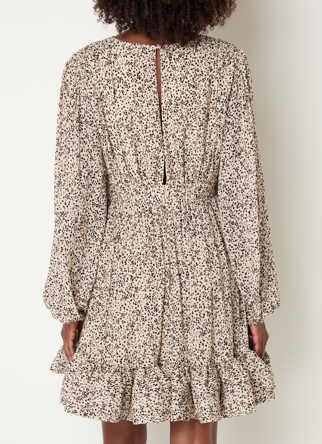 Malina Jadie mini jurk met strikceintuur en ballonmouw - achterkant 2 creme