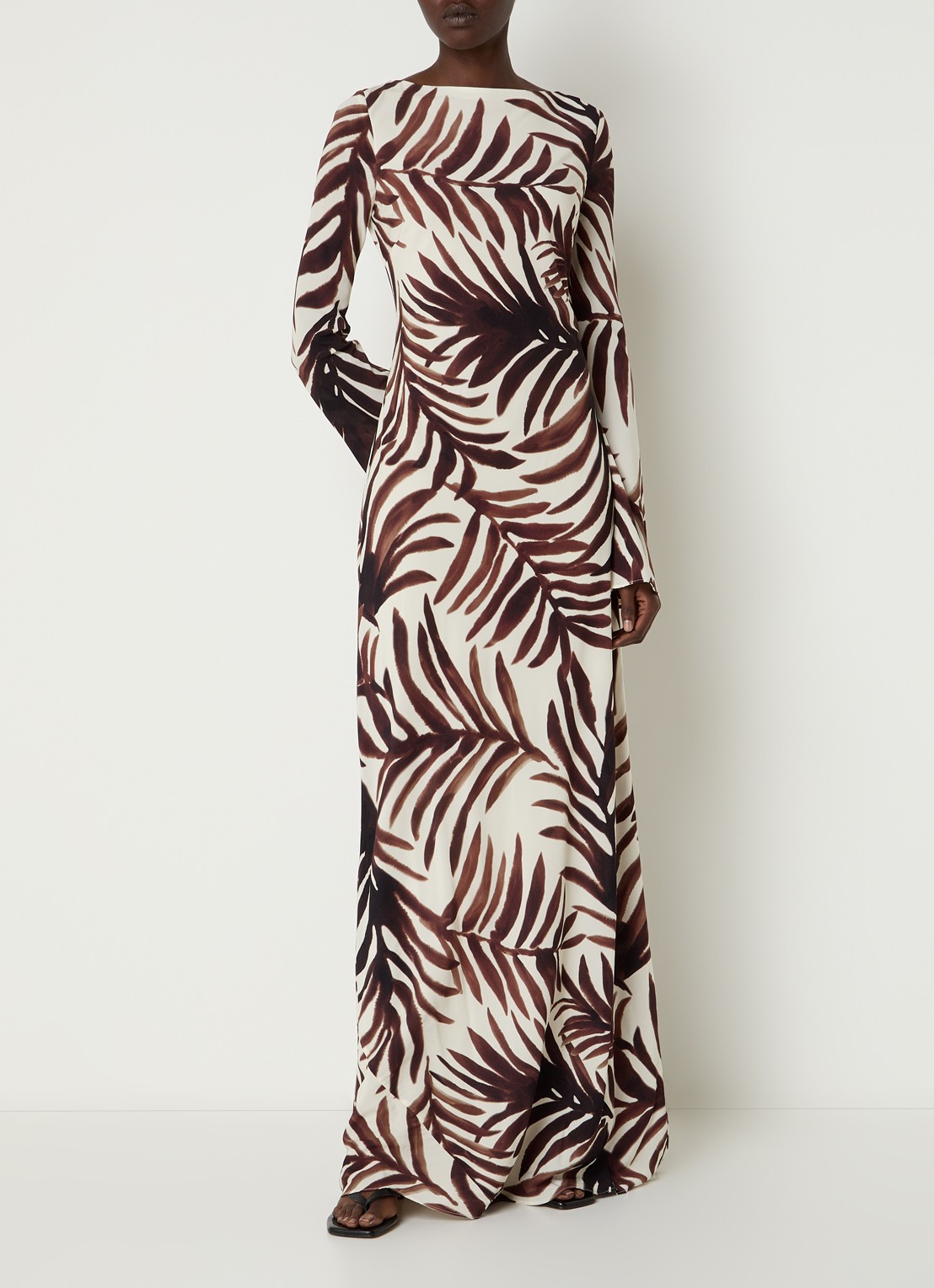 Malina Jennelie maxi jurk met bladprint - detail bruin