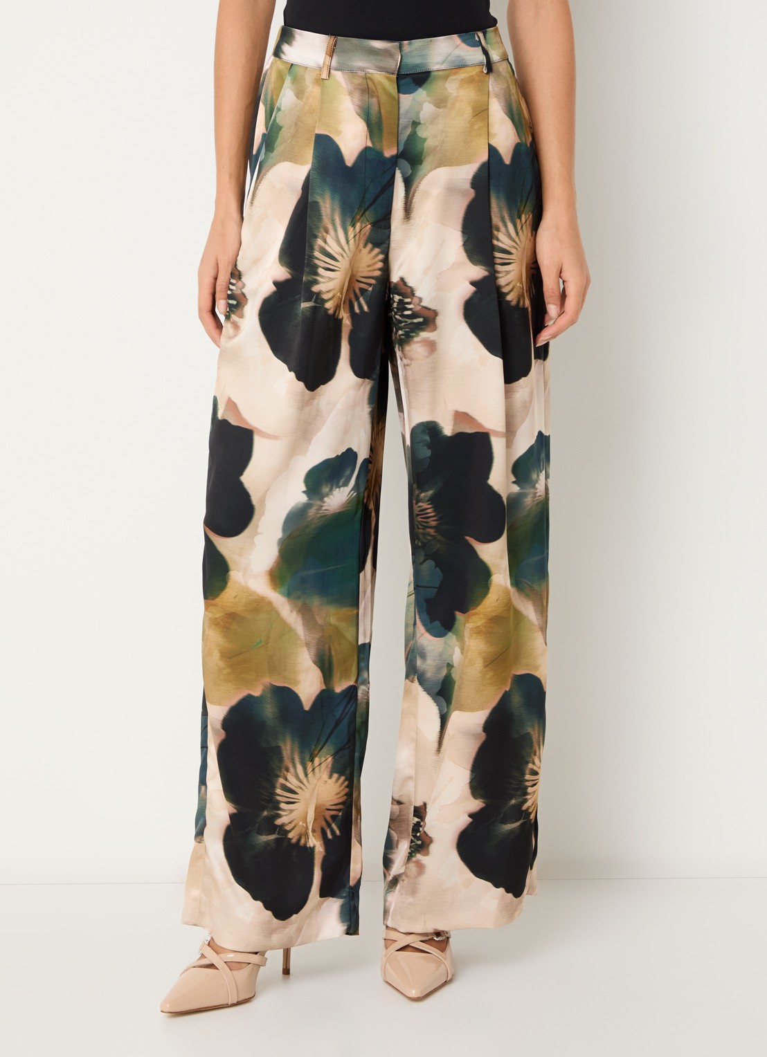 Malina Sarah high waist wide leg pantalon van satijn - detail creme