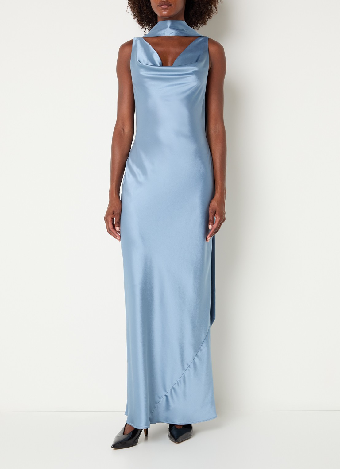Malina Vida maxi jurk met rugdecolleté - detail 2 staalblauw