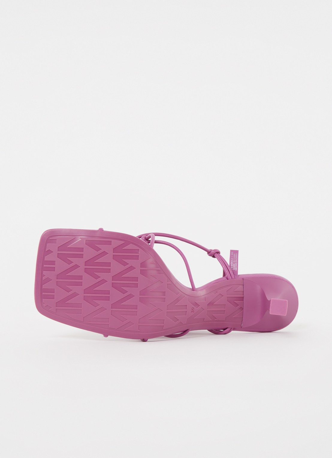 Mango Clara sandalette met knoopdetail - detail 4 roze