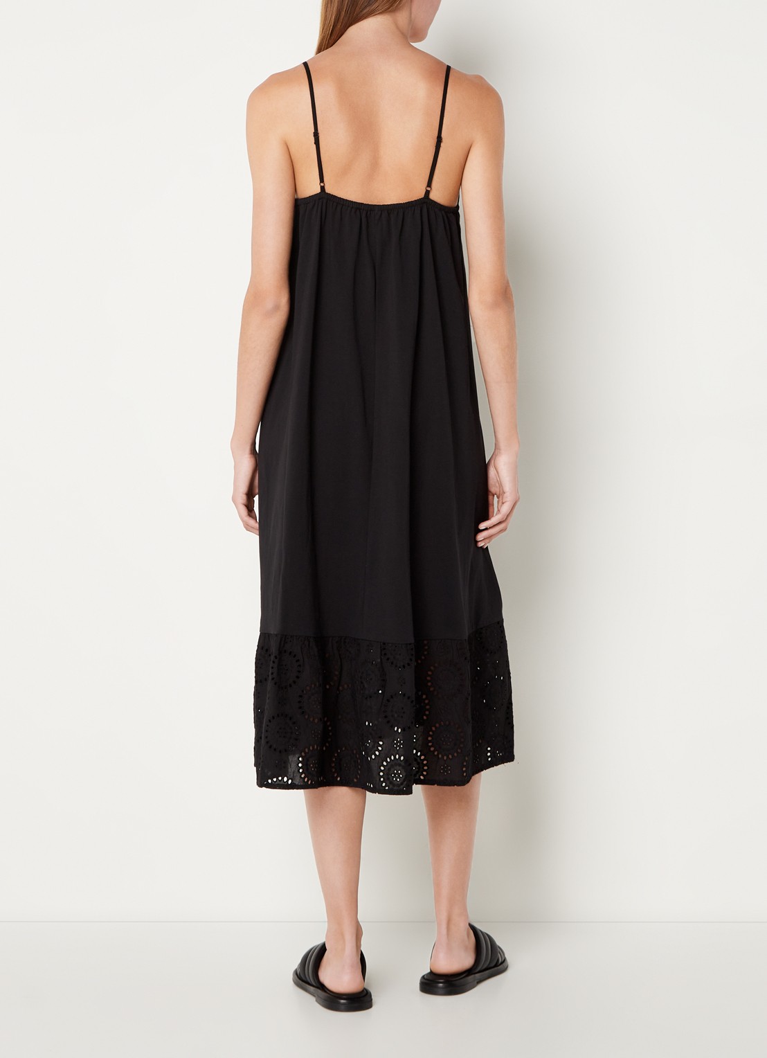 Mango Dina midi jurk met broderie  - achterkant zwart