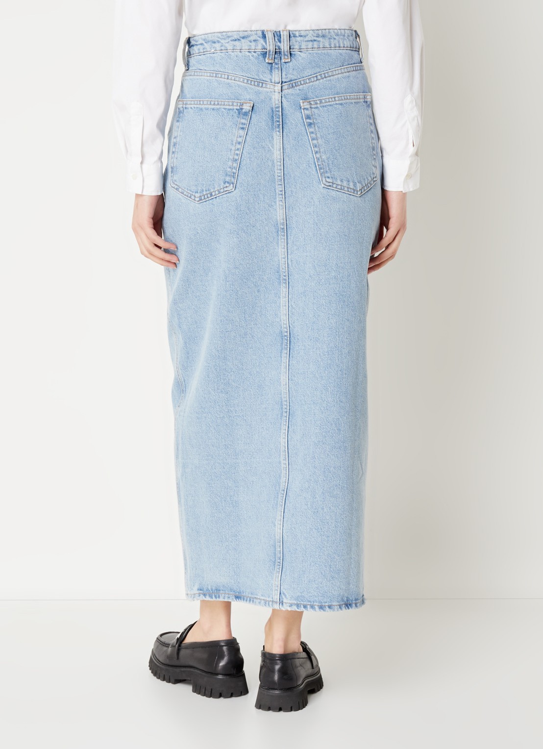 Mango Matilda rok van spijkerstof met lichte wassing - achterkant indigo