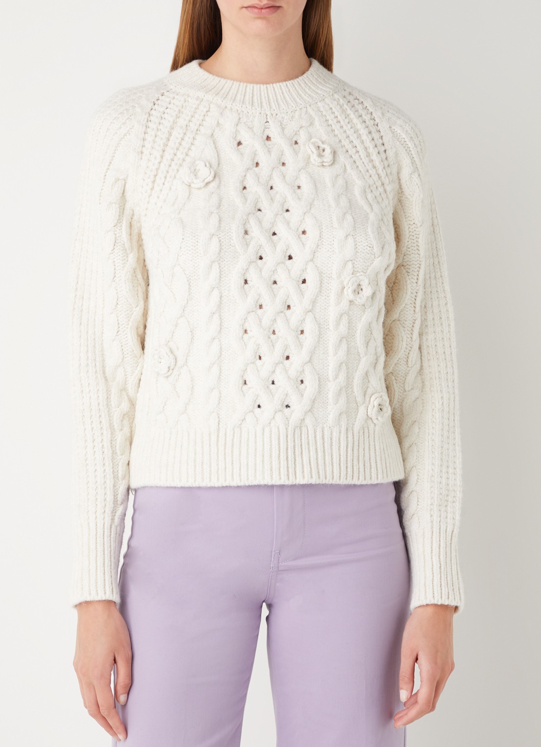 Mango Odessa kabelgebreide trui met ronde hals - detail 4 gebroken wit