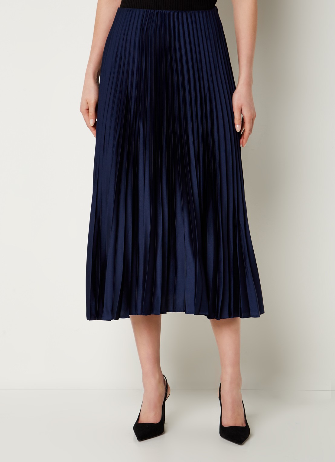 Mango Plisado midirok van satijn met plissé - detail donkerblauw
