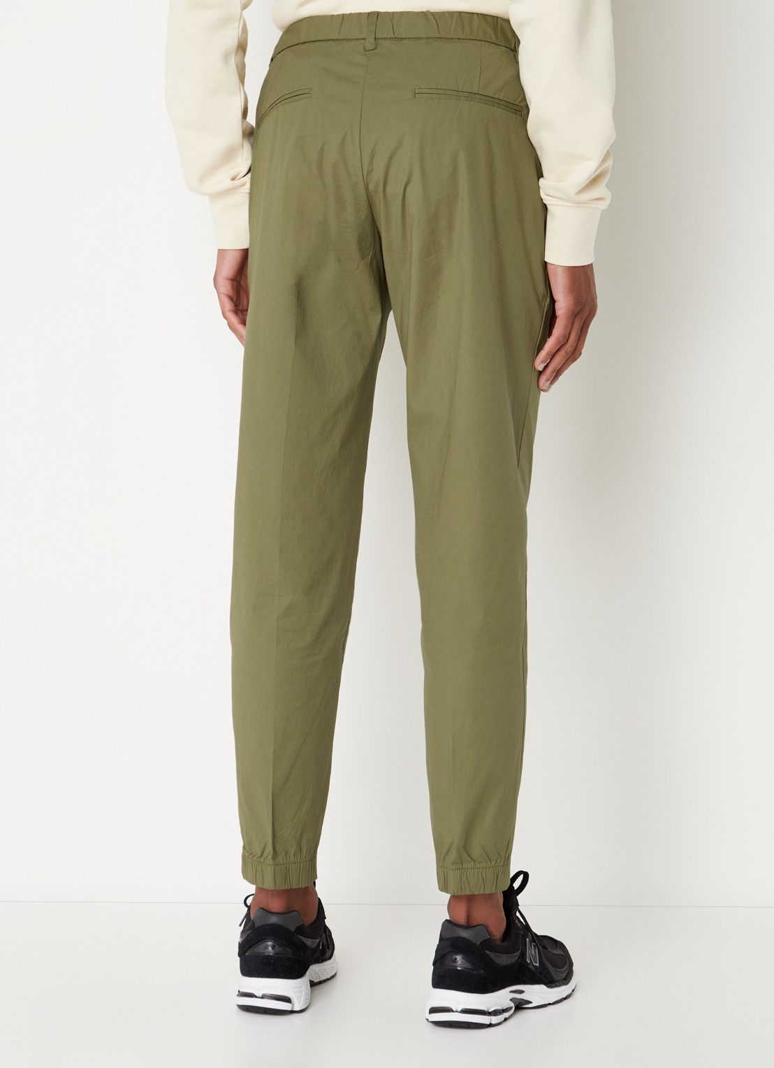 MANGO Trevi slim fit chino met steekzakken - achterkant 2 mosgroen