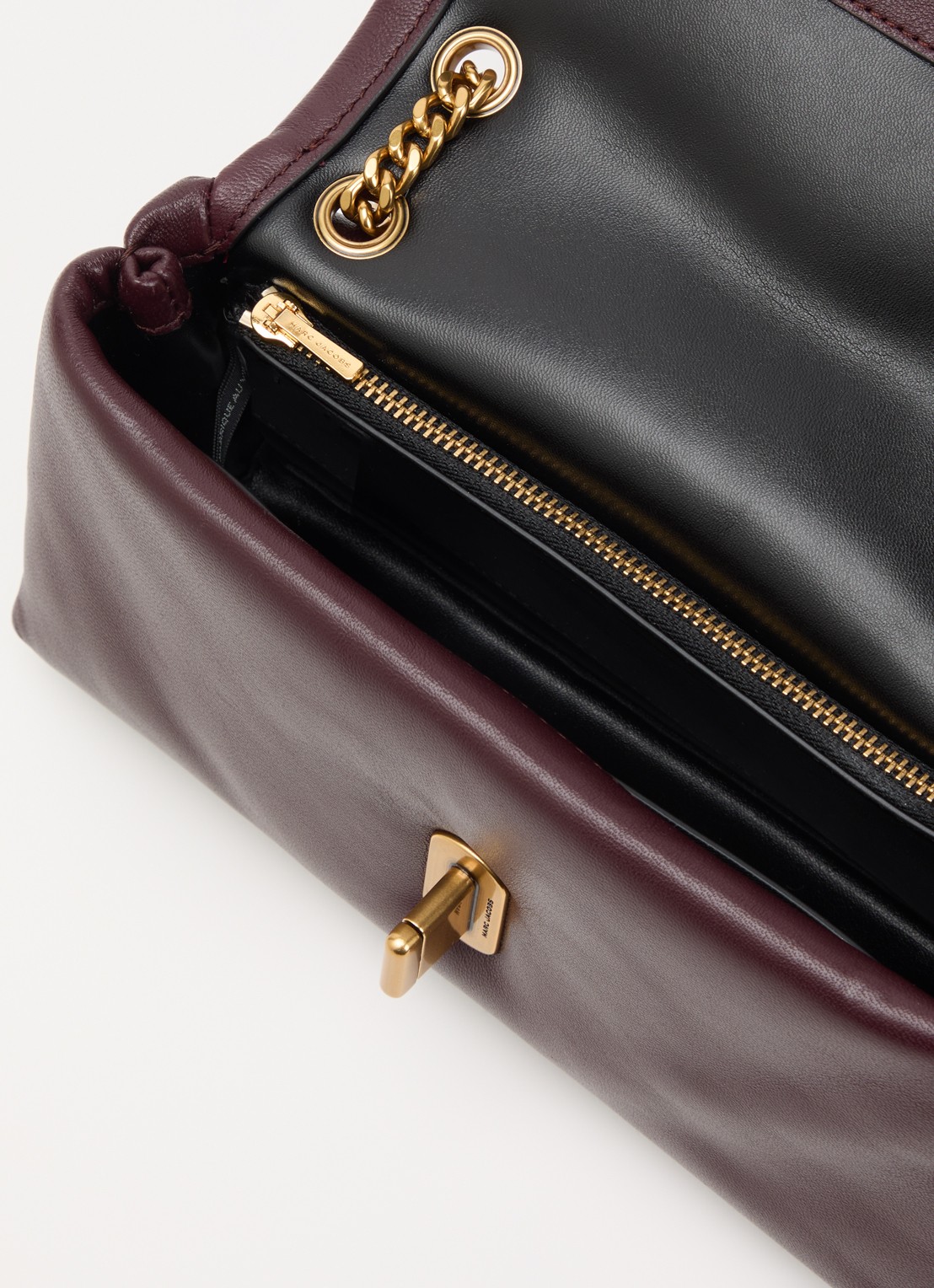 Marc Jacobs Scene Chain Mini schoudertas van lamsleer - detail 3 aubergine