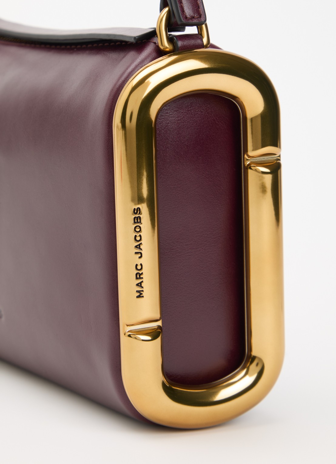 Marc Jacobs Scene Small schoudertas van leer met verstelbare schouderriem - detail 4 aubergine
