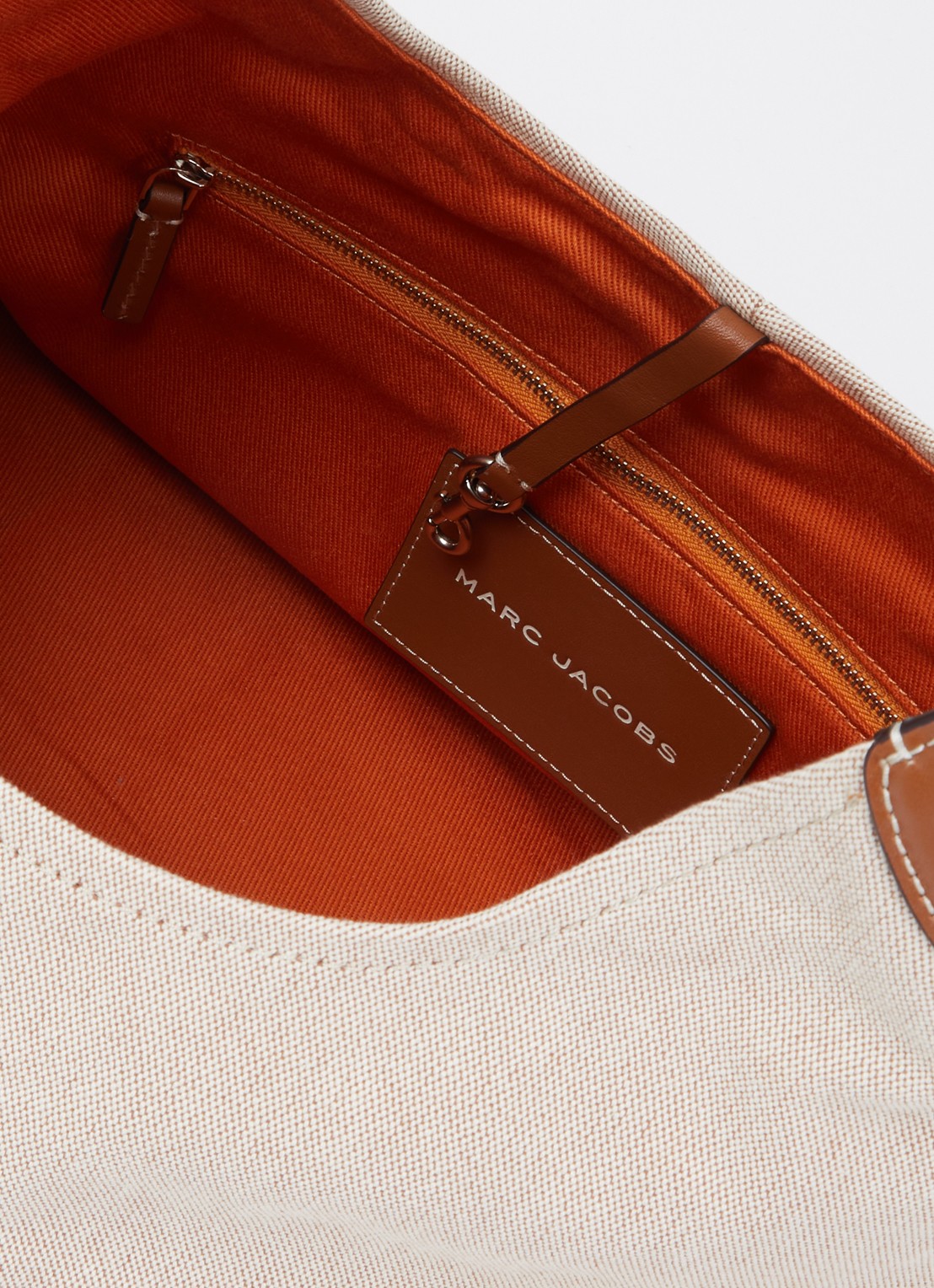 Marc Jacobs The Belted Sack shopper van canvas met leren details - detail 2 camel