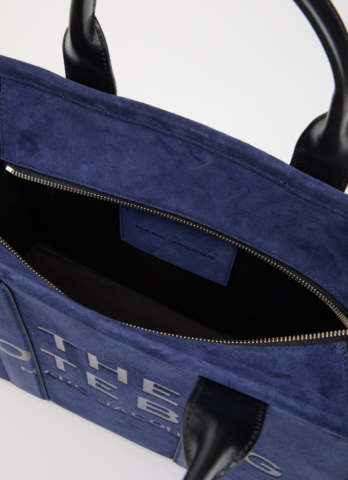 Marc Jacobs The Medium Tote handtas van suède met afneembare schouderriem - detail donkerblauw