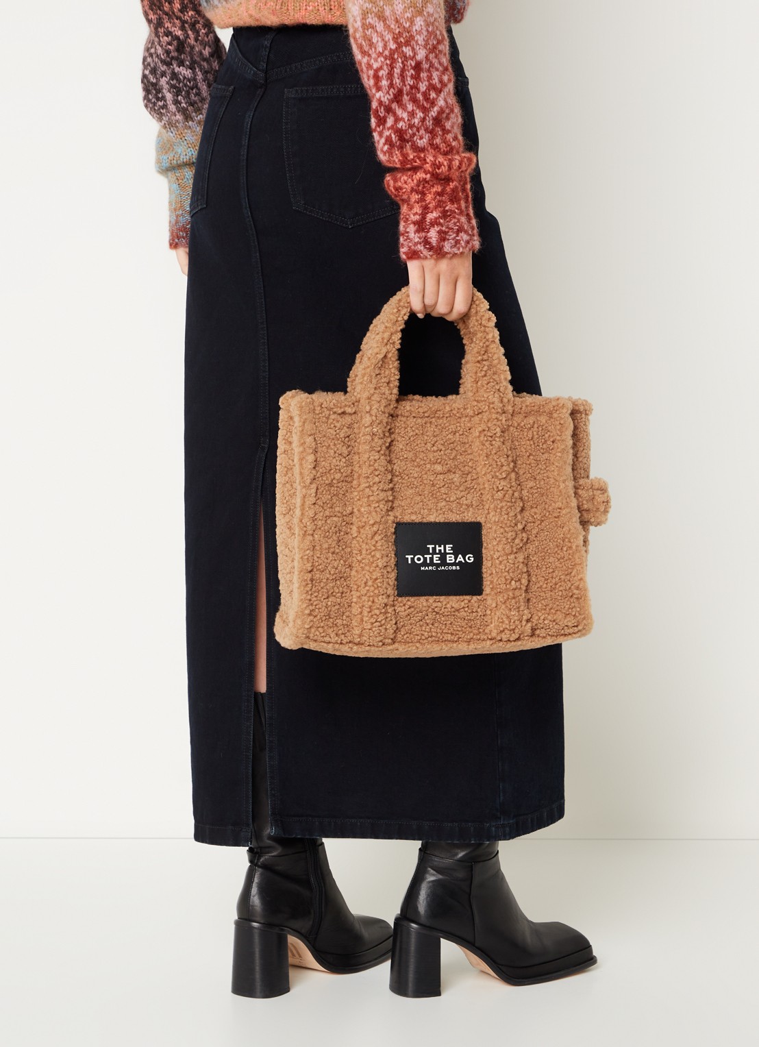 Marc Jacobs The Medium Tote handtas van teddy - voorkant 2 camel