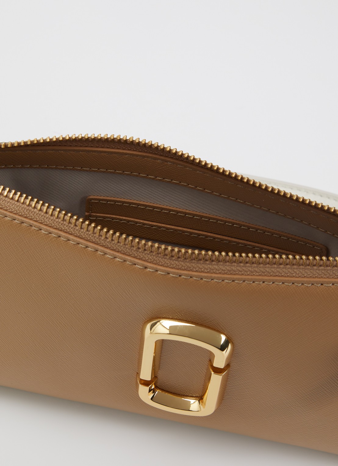 Marc Jacobs The Pochette schoudertas van leer met logo - detail 5 camel