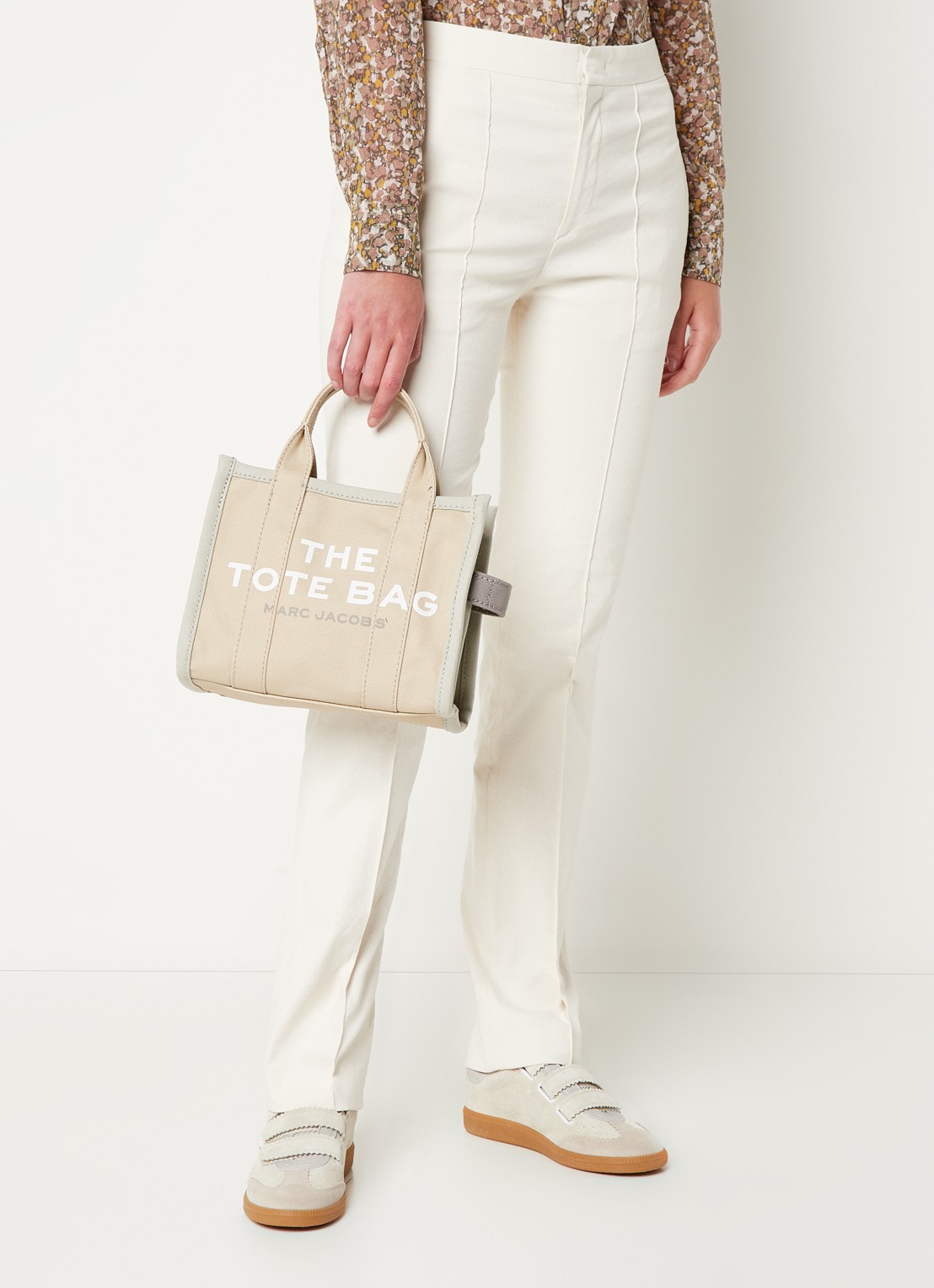 Marc Jacobs The Small Tote handtas met logo - voorkant 2 beige