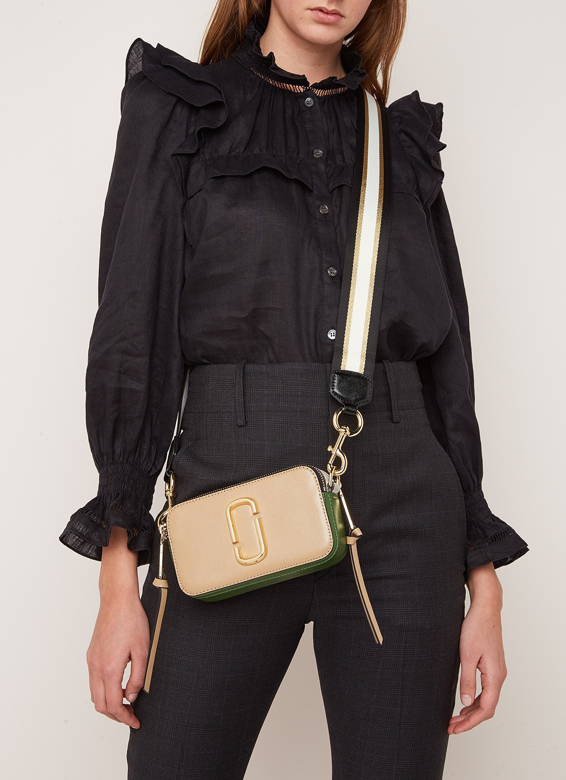 Marc Jacobs The Snapshot crossbodytas van leer - voorkant 2 beige