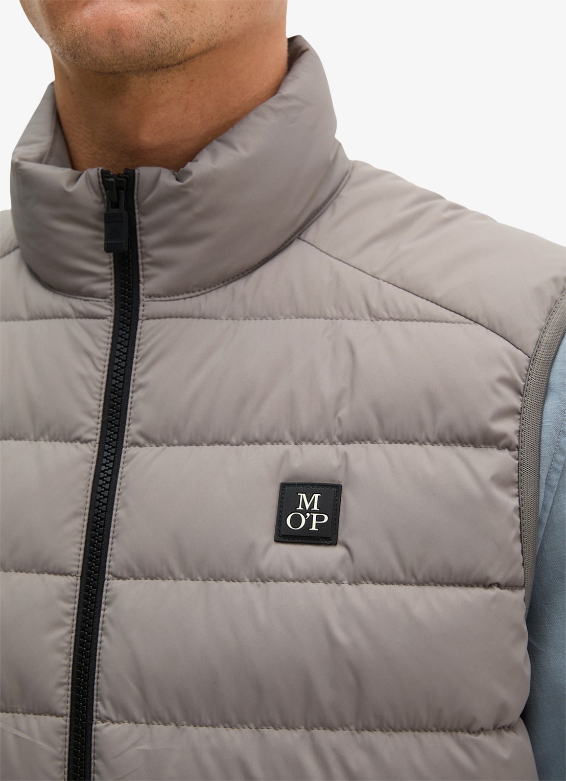 Marc O'Polo Bodywarmer met logoborduring - detail 5 lichtgrijs