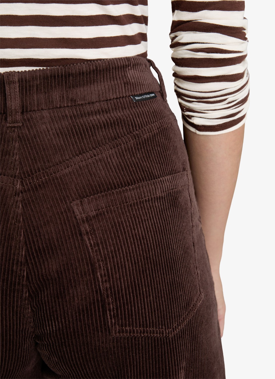 Marc O'Polo Denim Airin high waist wide fit broek van corduroy  - detail 2 kastanjebruin