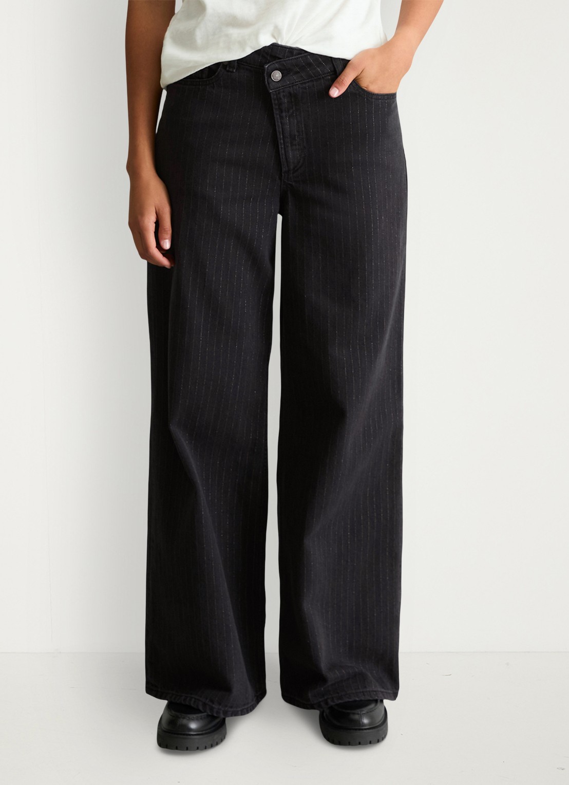 Marc O'Polo Denim High waist straight leg jeans met gekleurde wassing - detail 2 donkergrijs