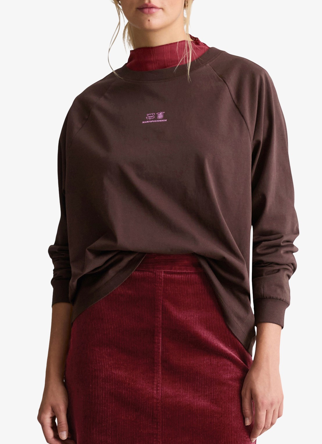 Marc O'Polo Denim Longsleeve met logo - detail donkerbruin