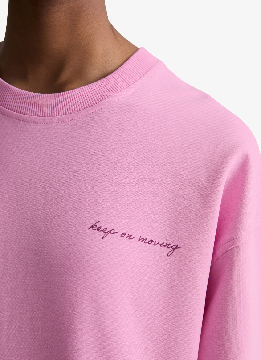 Marc O'Polo Denim Sweater met logo- en backprint - detail 2 pale bubblegum/8205