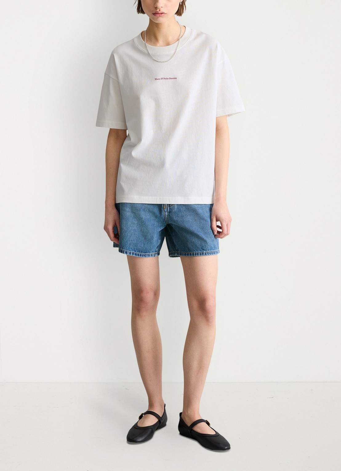 Marc O'Polo Denim T-shirt met logo- en backprint - voorkant 3 donkerrood