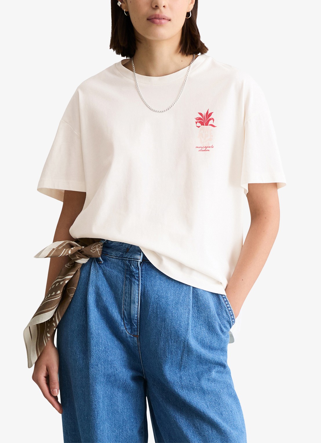 Marc O'Polo Denim T-shirt met logo en ronde hals  - detail 4 wit
