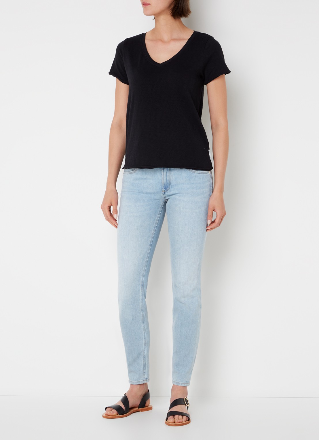 Marc O'Polo Denim T-shirt met V-hals - voorkant 2 zwart