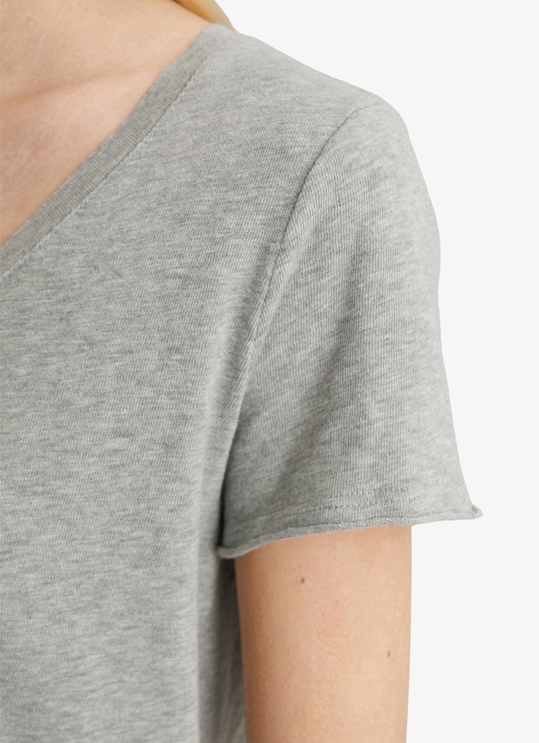 Marc O'Polo Denim T-shirt met V-hals - detail 4 grijsmele