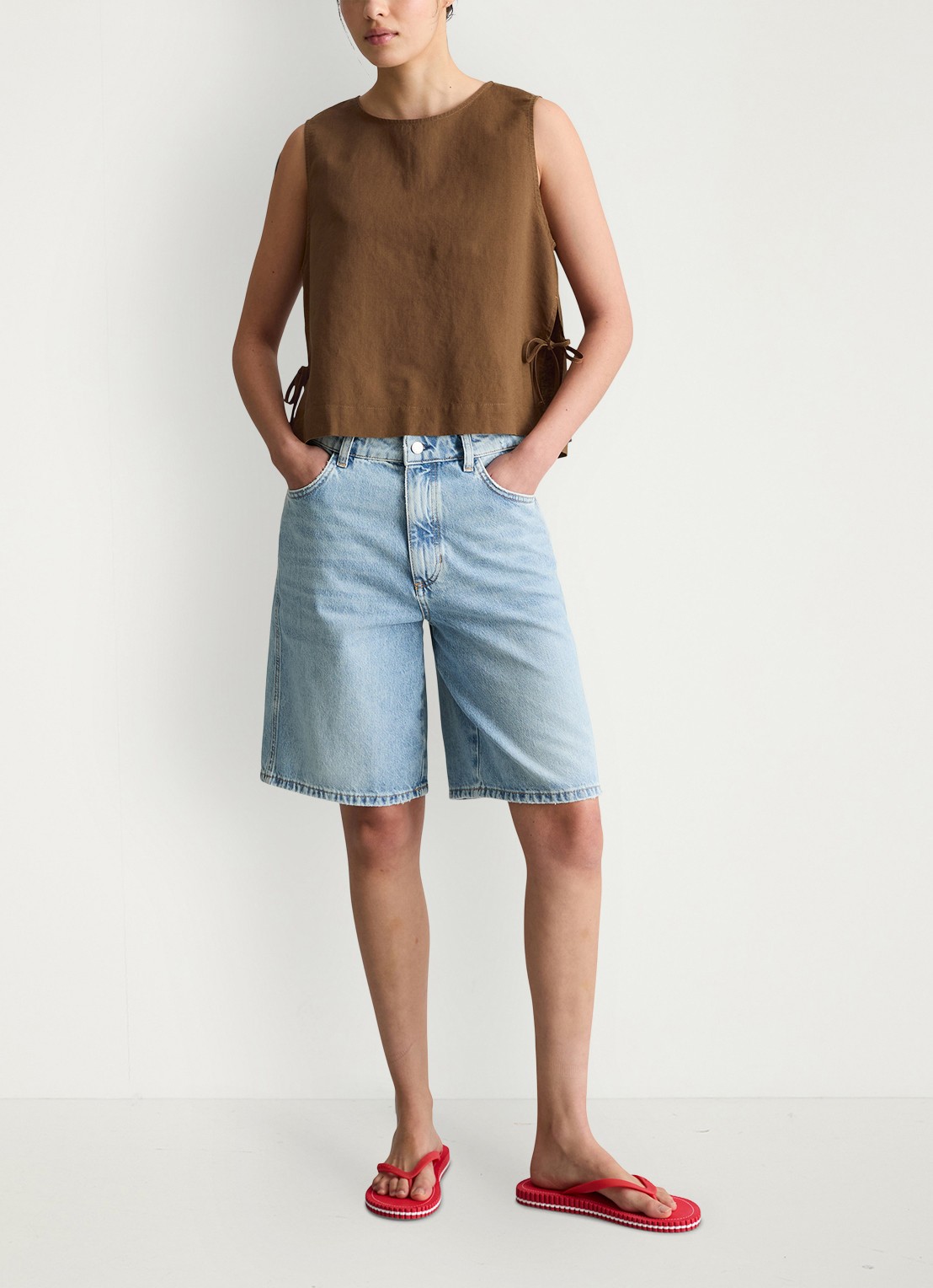Marc O'Polo Denim Top met gestrikt detail - voorkant 2 umbra brown-1624 / bruin