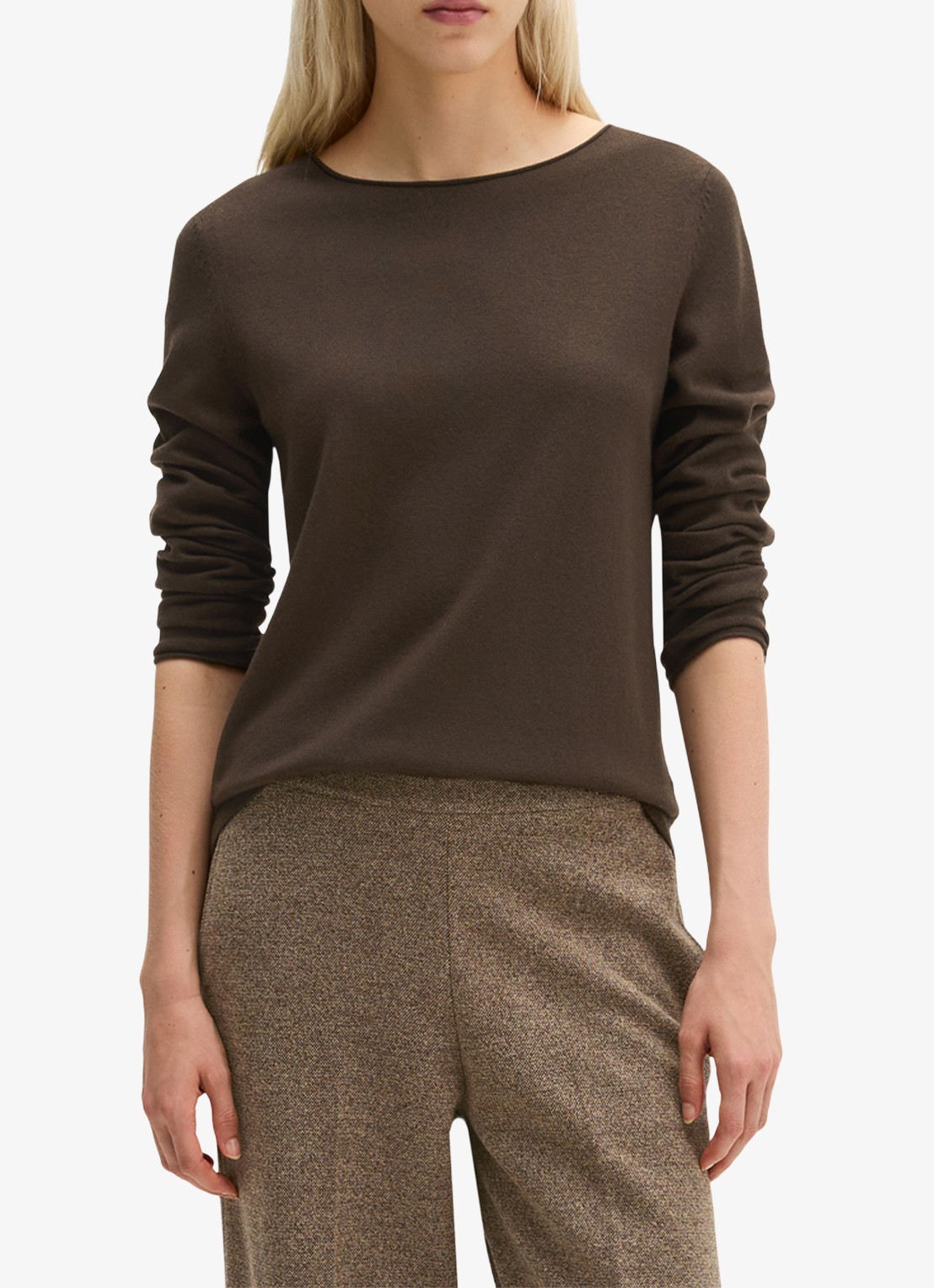 Marc O'Polo Fijngebreide pullover in scheerwolblend - detail burnt coffee / bruin