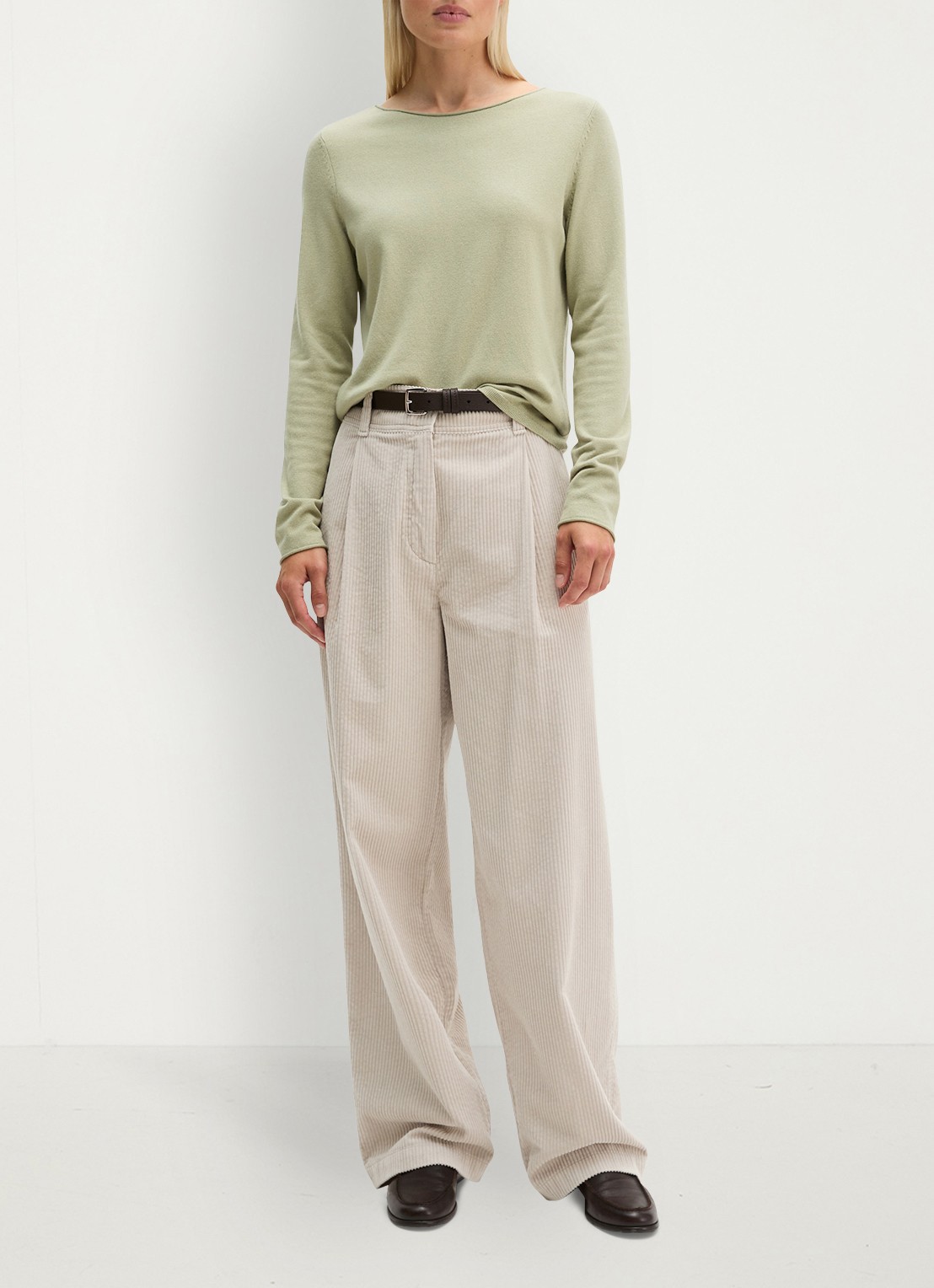 Marc O'Polo Fijngebreide pullover in scheerwolblend - voorkant 5 smooth sage / groen