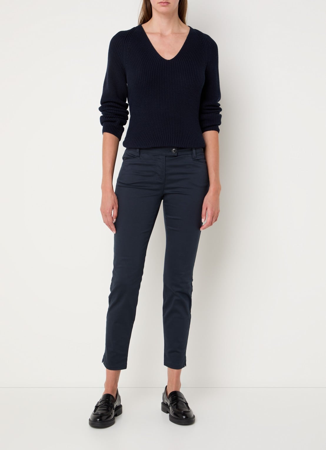 Marc O'Polo Fijngebreide pullover met V-hals - voorkant 4 donkerblauw