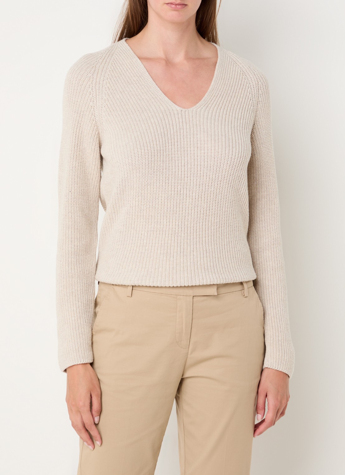 Marc O'Polo Fijngebreide pullover met V-hals - detail 3 zand