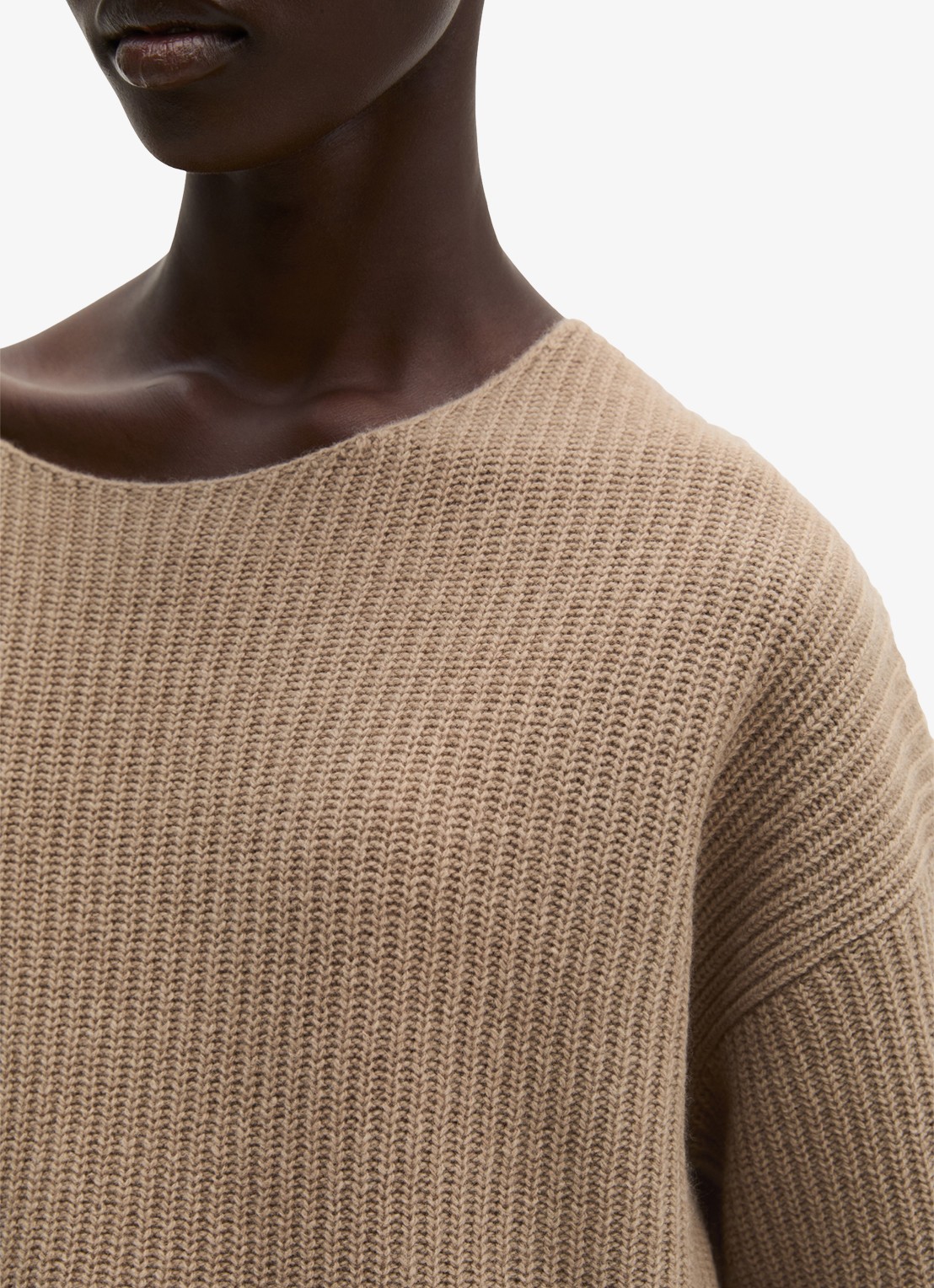 Marc O'Polo Grofgebreide pullover in wolblend - detail 2 earthy taupe / taupe