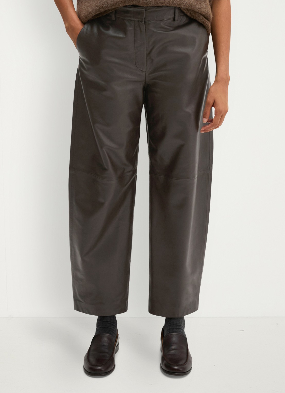 Marc O'Polo High waist balloon fit broek van leer - detail donkerbruin