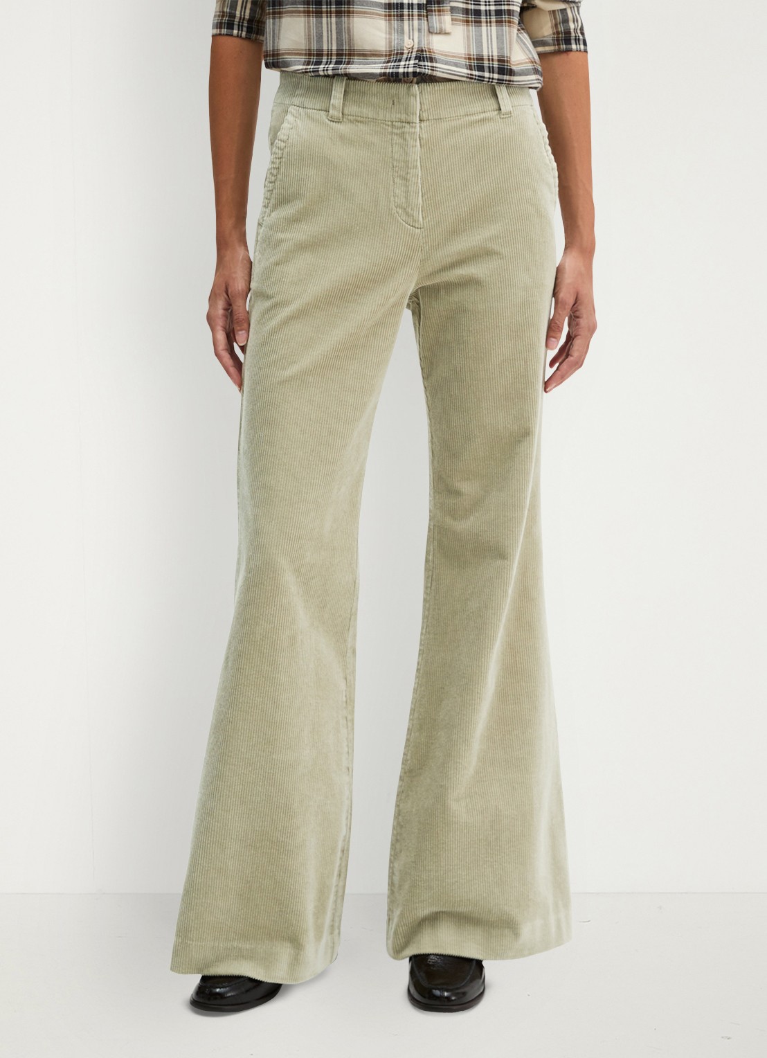 Marc O'Polo High waist flared jeans van corduroy - detail smooth sage / groen
