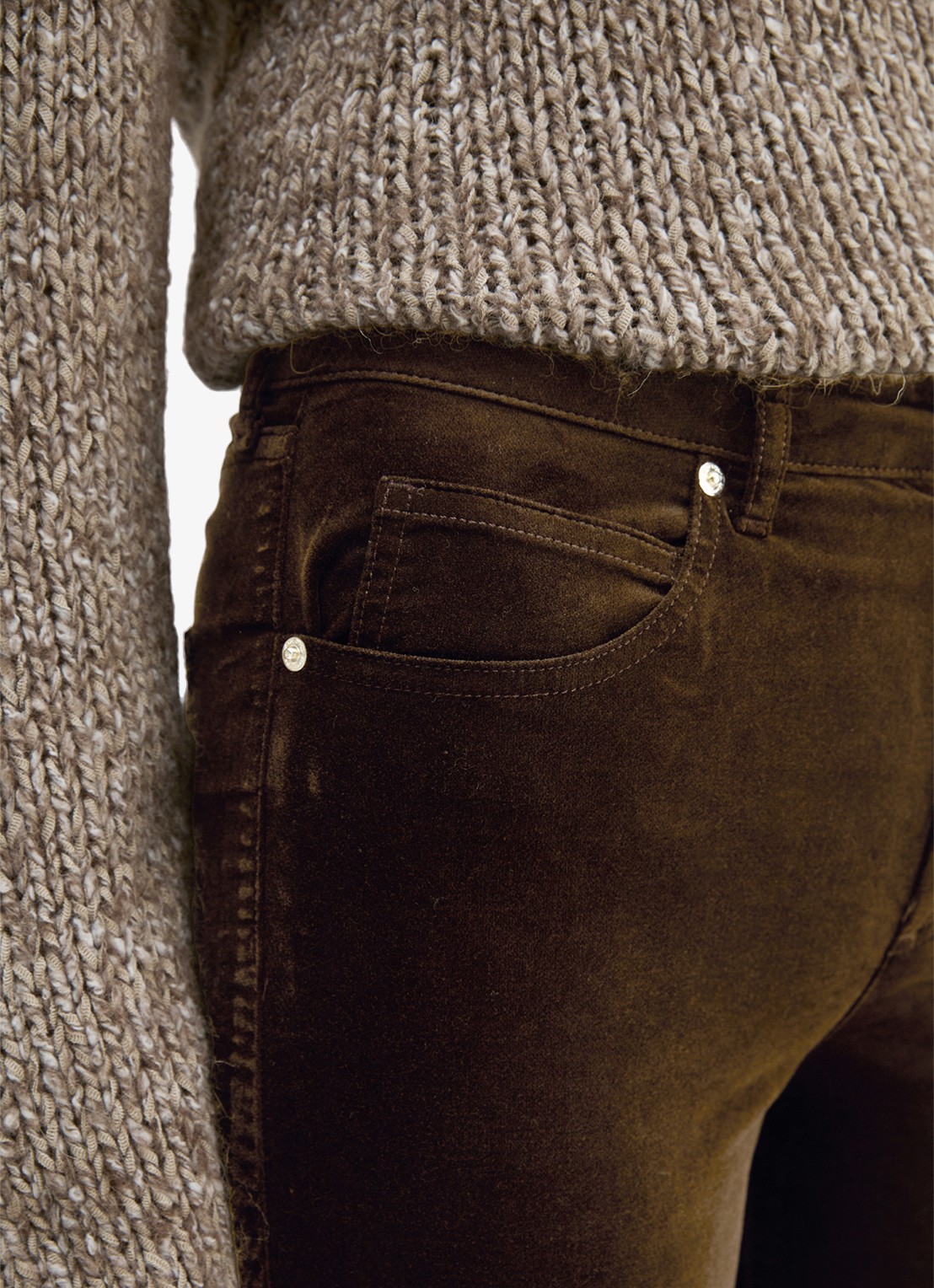 Marc O'Polo High waist slim fit jeans met gekleurde wassing - detail 2 burnt coffee / bruin